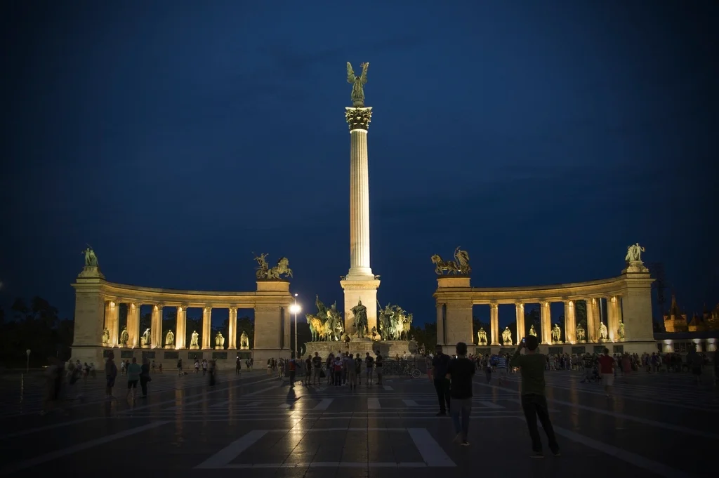 Historic monument floodlit at night